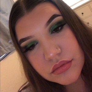 Meet your Posher, Lanie